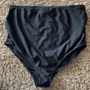 Maternity swim bottoms.